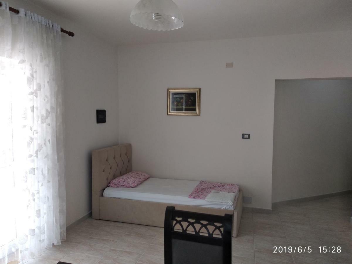 Casa Prifti Country house