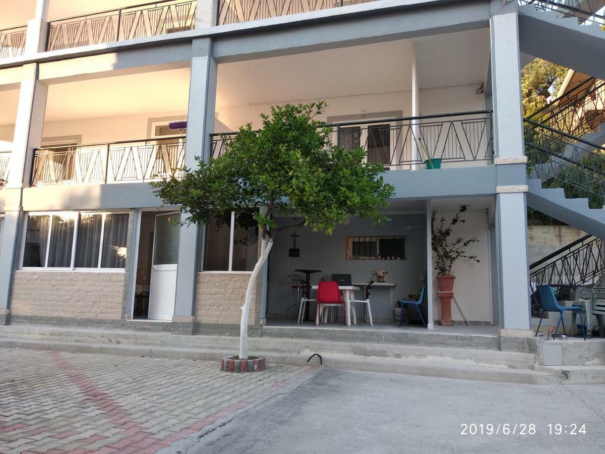 Casa Prifti Country house Vlore